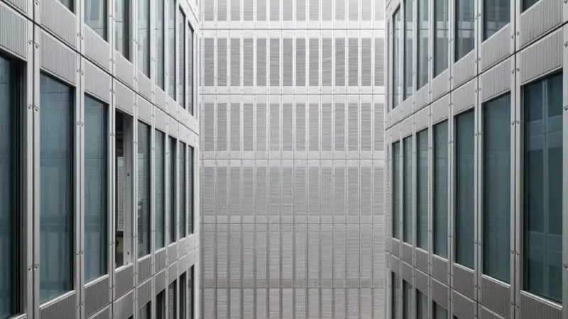 如何选择系统门窗定制厂家？揭秘定制门窗的五大关键因素